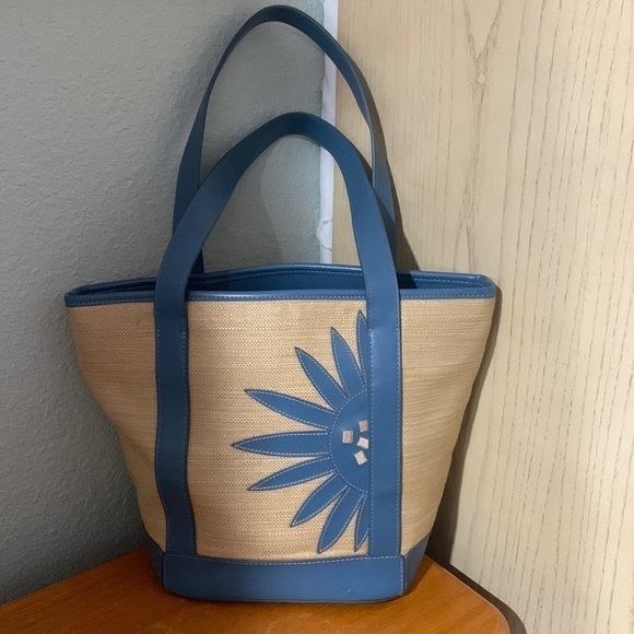 Liz Clayburn, spring bag - Picture 1 of 12